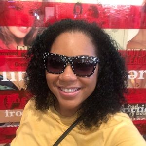 Meet your Posher, Christi